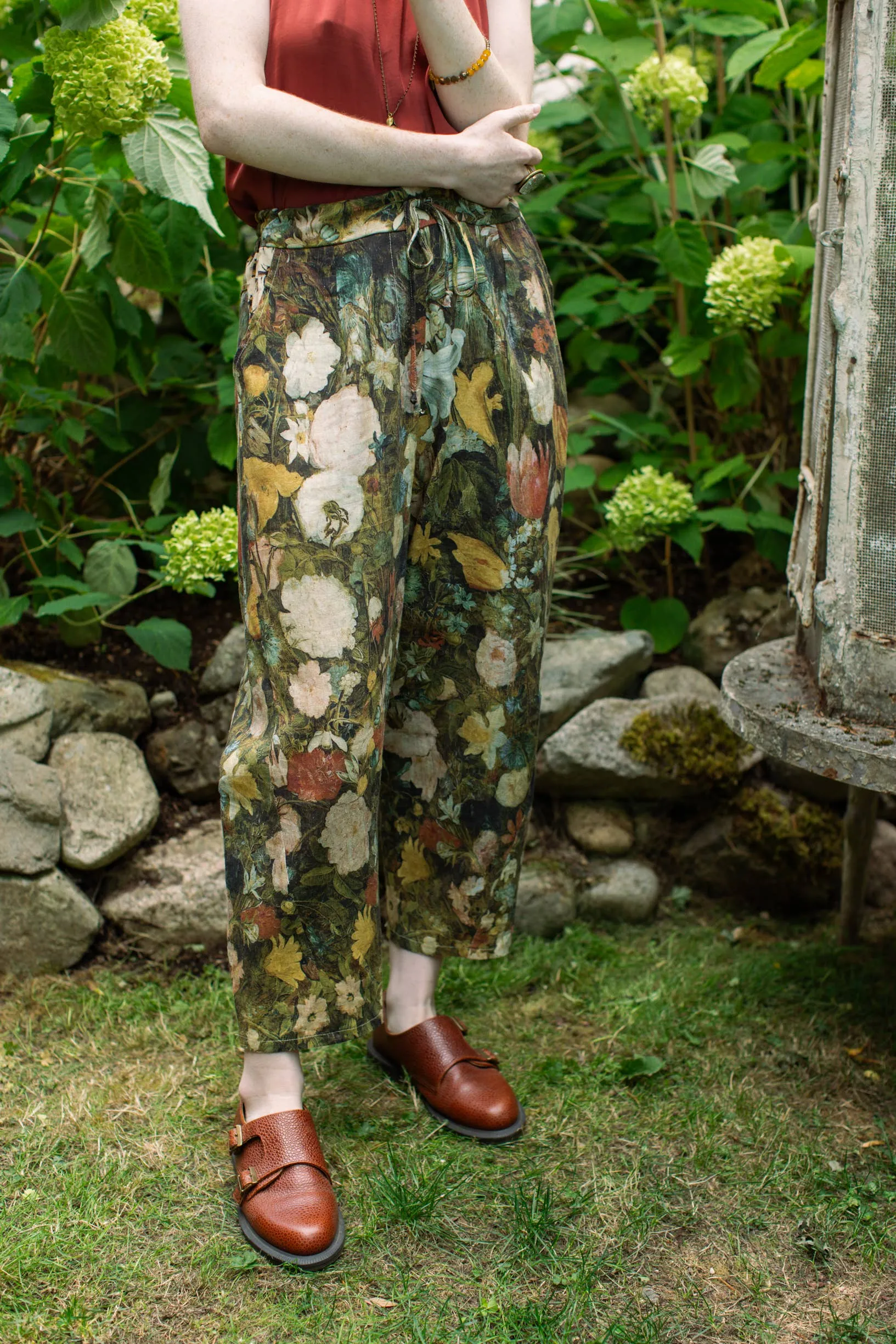 I Dream in Flowers Boho Linen Bee Print Cropped Artist Pants