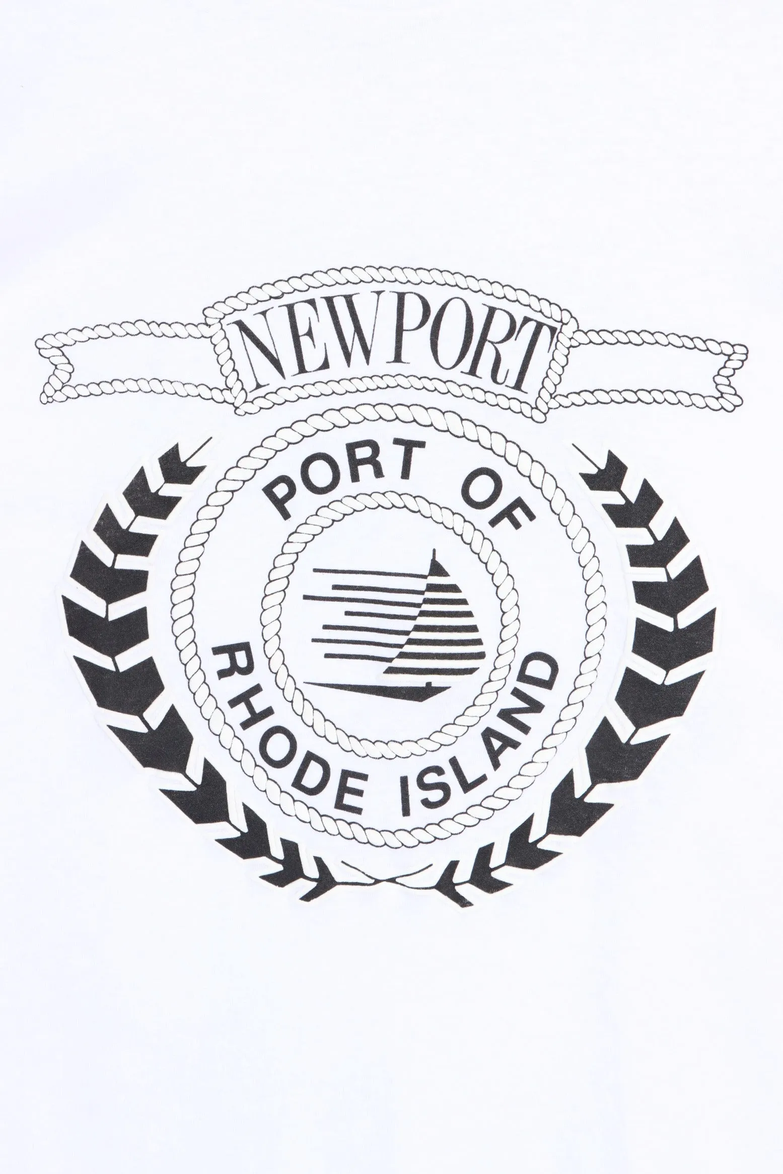 Newport Rhode Island Sailboat LEE T-Shirt USA Made (XL)