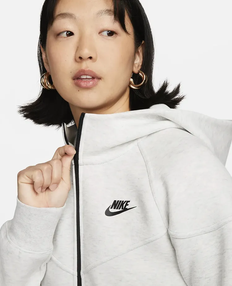 Nike  |Nike Sportswear Tech Fleece Windrunner