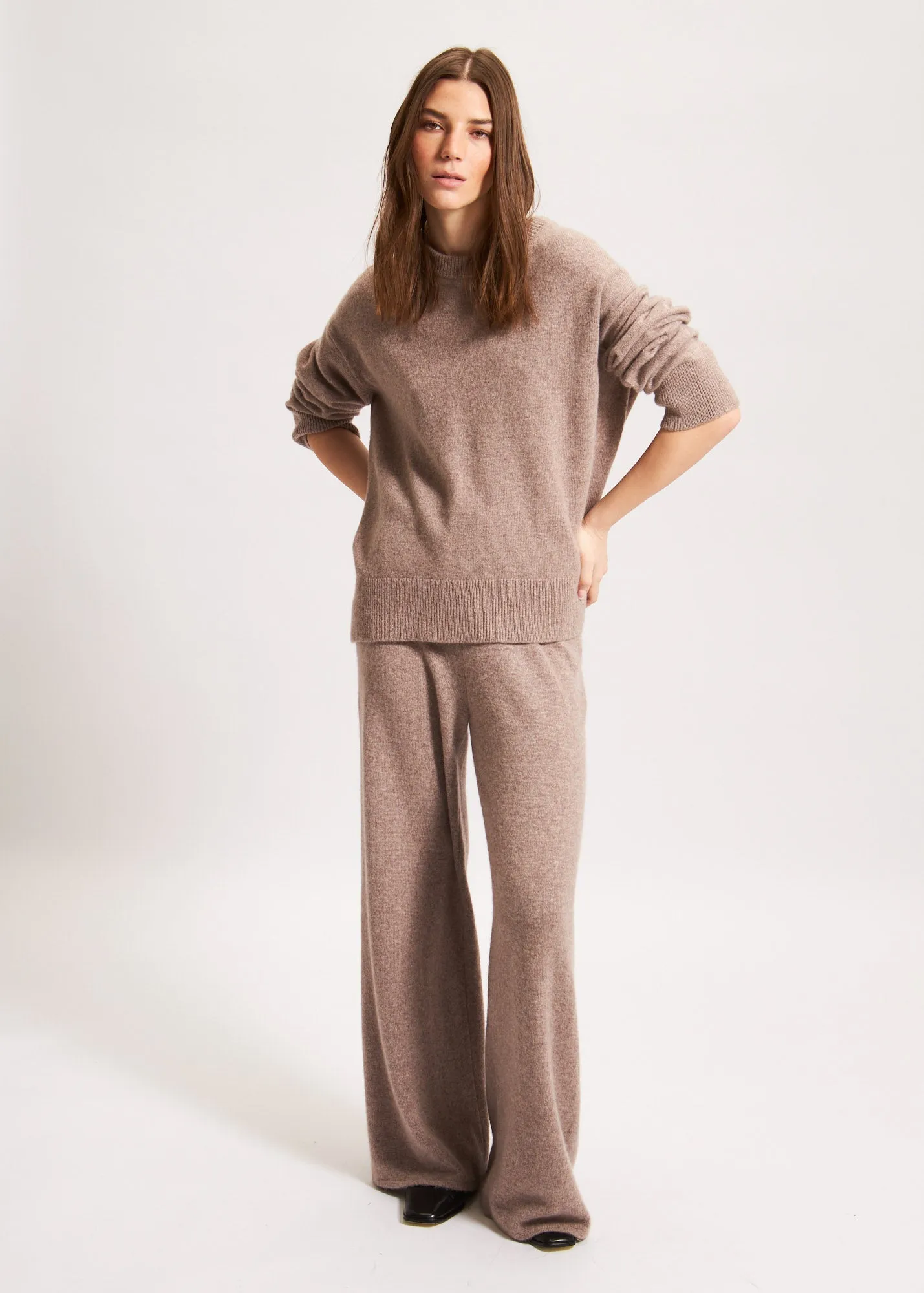 RELAXED CASHMERE CREWNECK